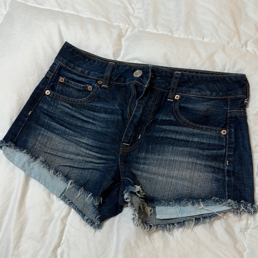 AE JEAN SHORTS